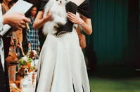 小姐姐在裸奔,勇敢挑战传统，展现自我风采